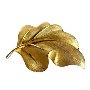 Vtg  Leaf Pin Signed RSK Gold Tone Leaf Brooch Pin Cut Stem 2.5 Inches  Fall